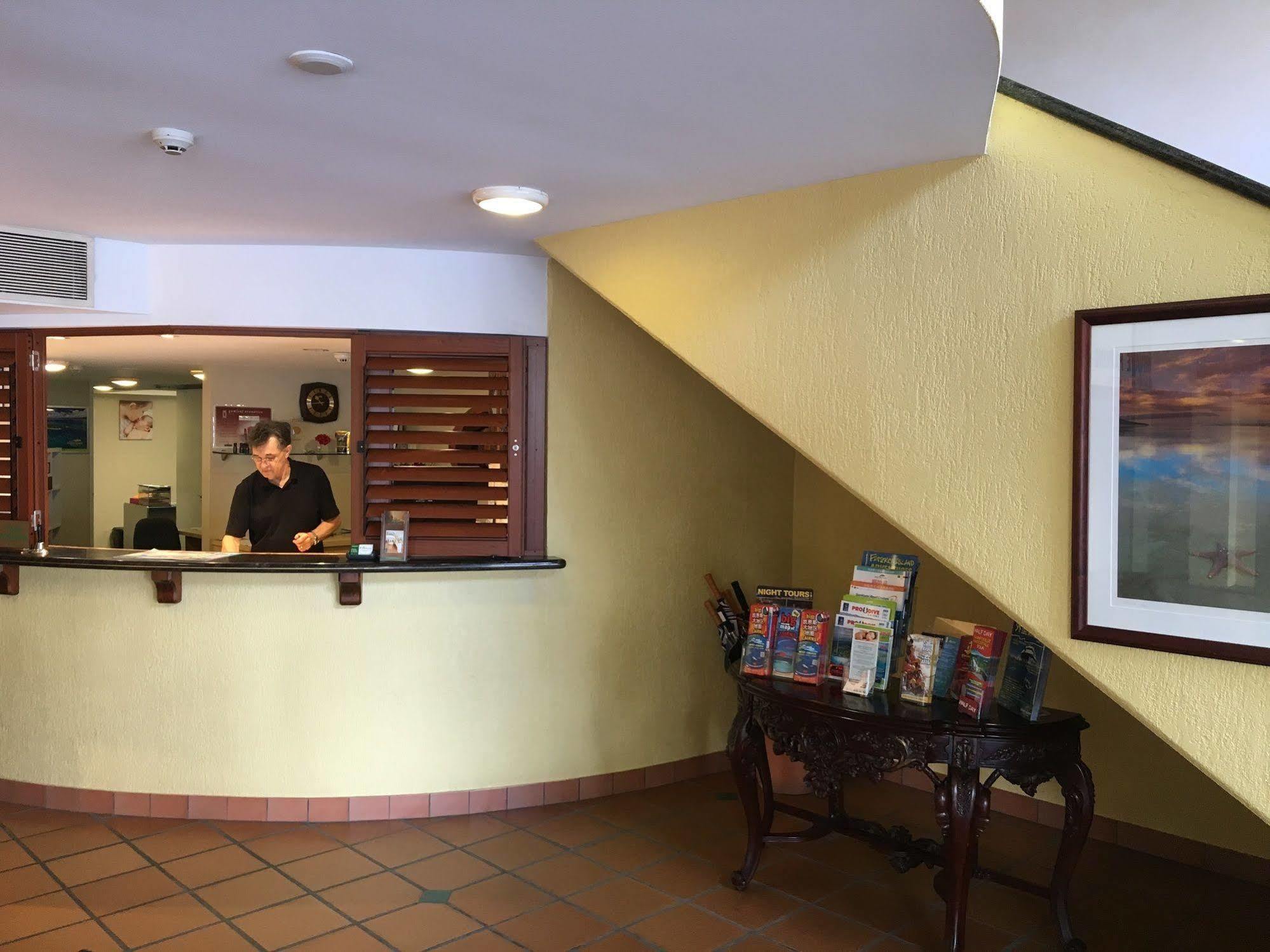 Il Palazzo Holiday Apartments Cairns Eksteriør bilde