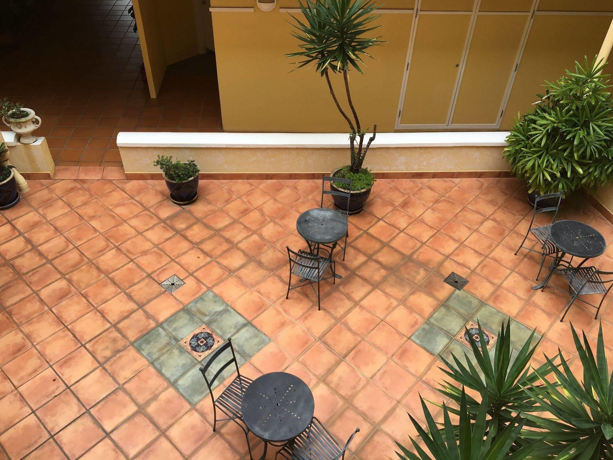 Il Palazzo Holiday Apartments Cairns Eksteriør bilde