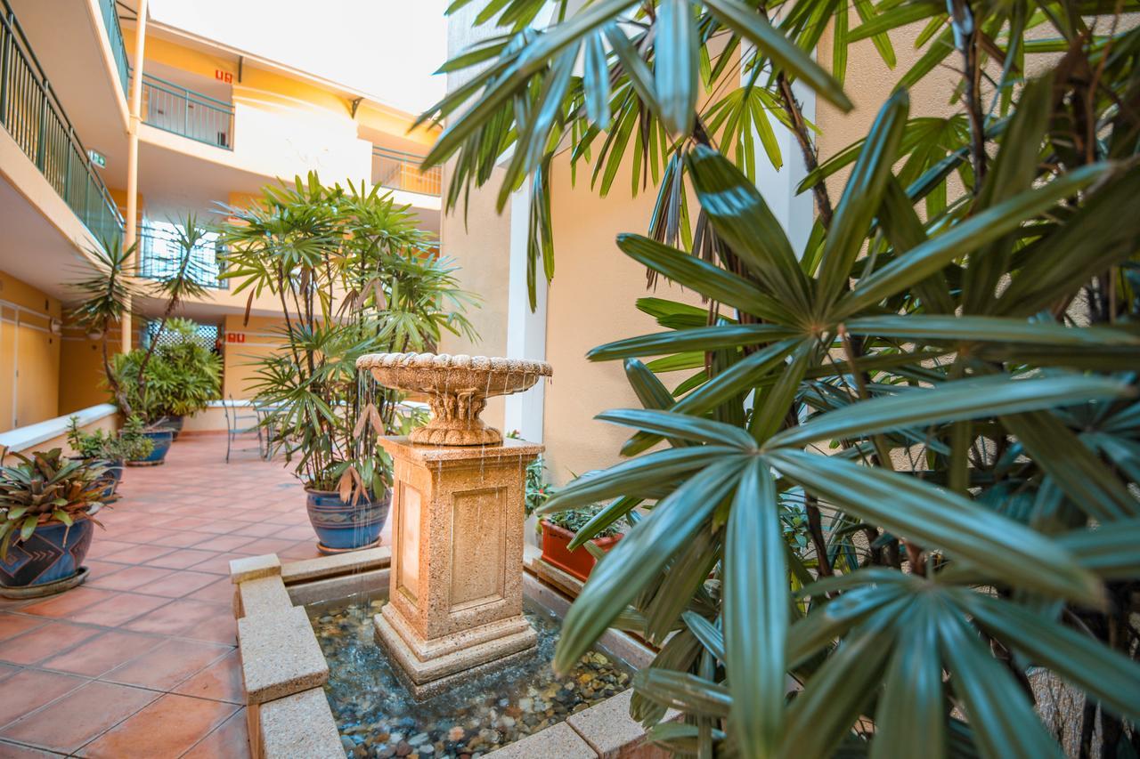 Il Palazzo Holiday Apartments Cairns Eksteriør bilde